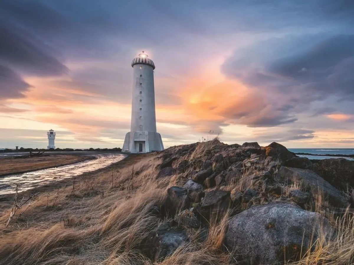 Ravensburger Landschappen|1500-1999<De vuurtoren van Akranes - Ijsland - puzzel van 1500 stukjes
